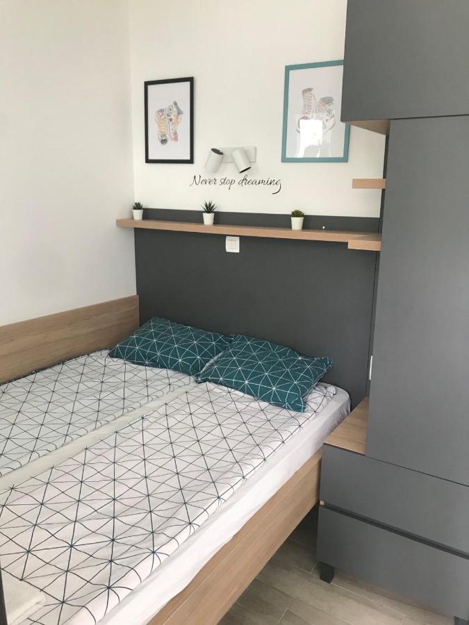 Home Apartment Luna 1 Скопье Экстерьер фото